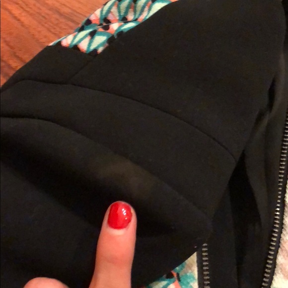 BCBG Maxazria zip blazer/jacket floral print - Picture 5 of 5